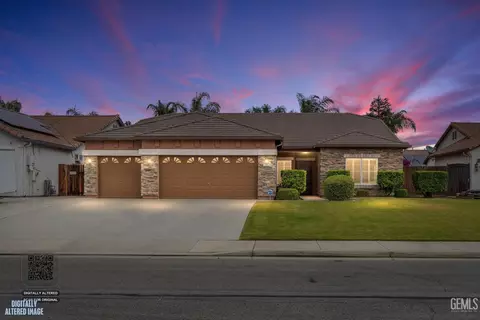 12514 Larkin Dr, Bakersfield, CA 93312