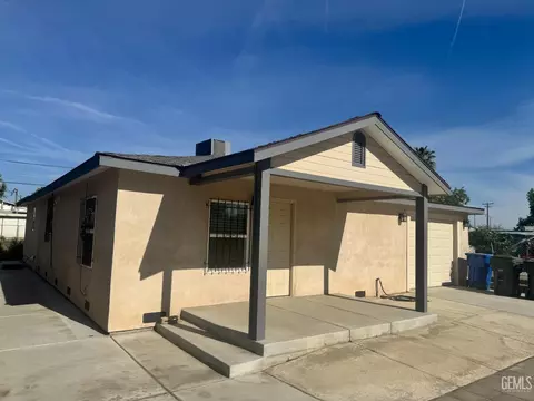 10909 Santa Ana St, Lamont, CA 93241
