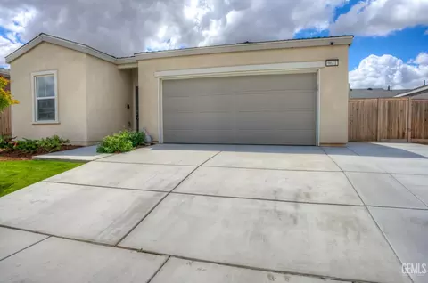 Exterior - 9611 Clear Ridge Way, Shafter, CA 93263 photo 1 of 8