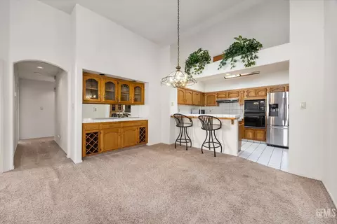 Dining - 600 Berwick St, Bakersfield, CA 93311 photo 1 of 2