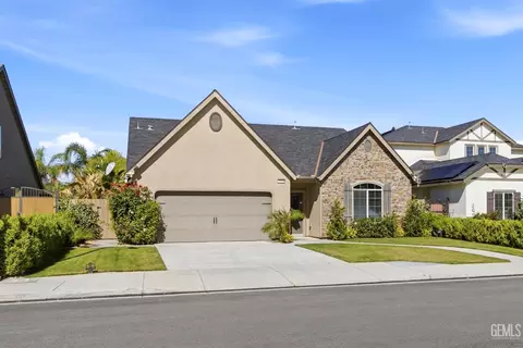 7209 Rochester Ct, Bakersfield, CA 93311