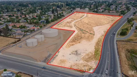 3000 Fairfax Rd, Bakersfield, CA 93306