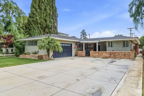 1411 Alta Vista Dr, Bakersfield, CA 93305