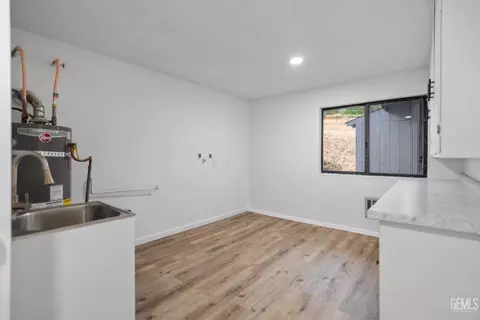 Other - 24501 Pueblo Ct, Tehachapi, CA 93561 photo 12 of 15