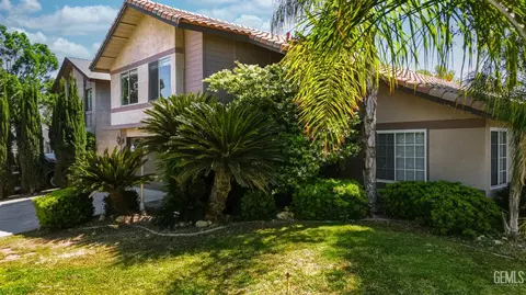 5201 Pla Vada Dr, Bakersfield, CA 93306