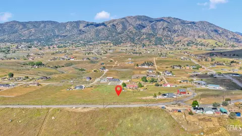 0 0 Fir, Tehachapi, CA 93561 photo 2