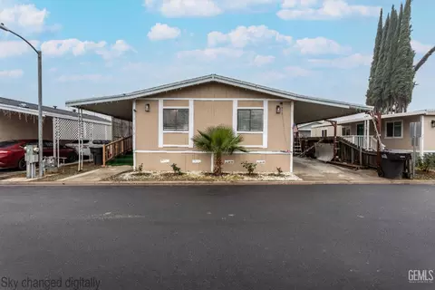 975 N H St #41, Tulare, CA 93274