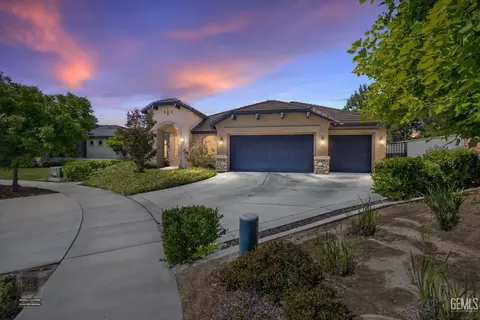 11513 Celestial Ct, Bakersfield, CA 93311