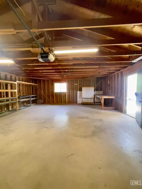 Other - 21401 Madre St, Tehachapi, CA 93561 photo 11 of 13