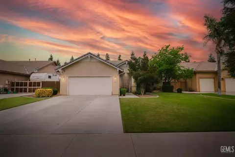 2514 Grand Haven Ln, Bakersfield, CA 93313