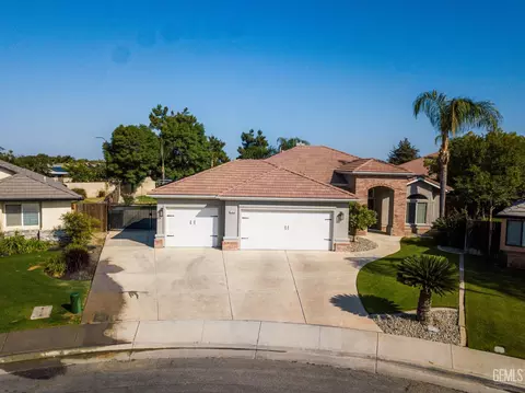 12810 Oahu Ln, Bakersfield, CA 93312
