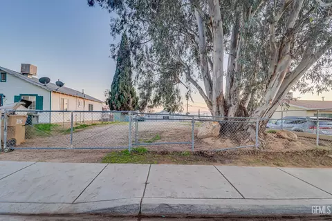 3817 Hillburn Rd, Bakersfield, CA 93306