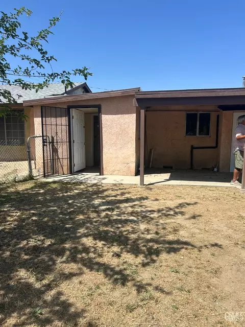 0 10012 Houston Ave, Lamont, CA 93241 photo 2
