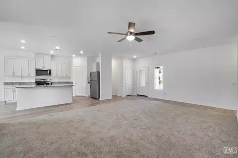 503 Elderberry Pl, Shafter, CA 93263 photo 3