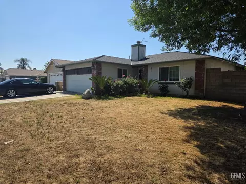 1009 Fairfax Rd, Bakersfield, CA 93306
