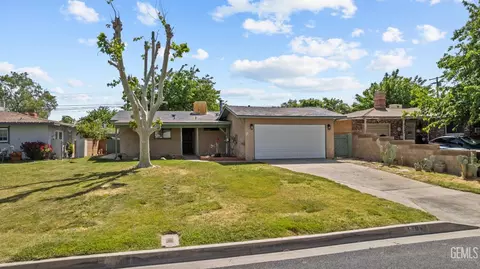 44048 Fig Ave, Lancaster, CA 93534