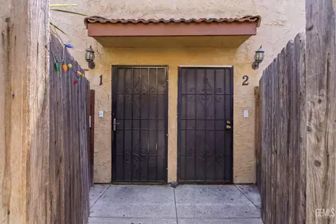 9051 Cedros Ave #2, Los Angeles, CA 91402