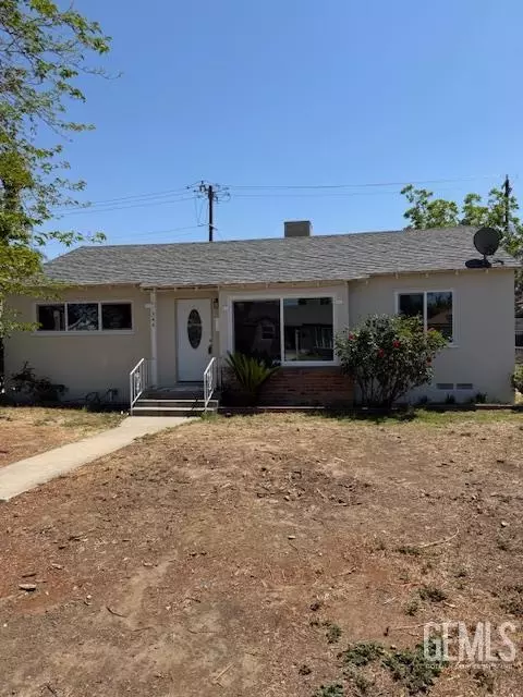 344 Oakdale Dr, Bakersfield, CA 93309