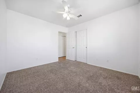 Bedroom - 5404 Sugar Pine Dr, Bakersfield, CA 93313 photo 4 of 4