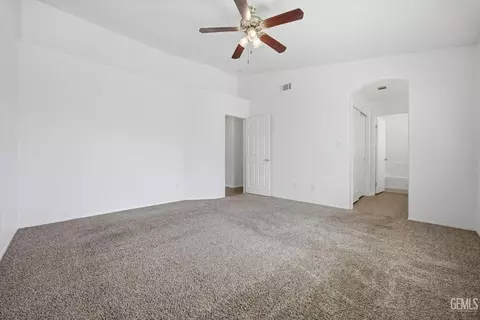 Bedroom - 5404 Sugar Pine Dr, Bakersfield, CA 93313 photo 1 of 4
