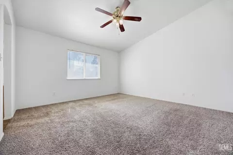 Living - 5404 Sugar Pine Dr, Bakersfield, CA 93313 photo 6 of 6