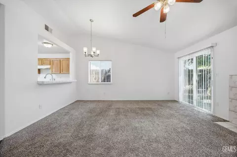 Living - 5404 Sugar Pine Dr, Bakersfield, CA 93313 photo 5 of 6