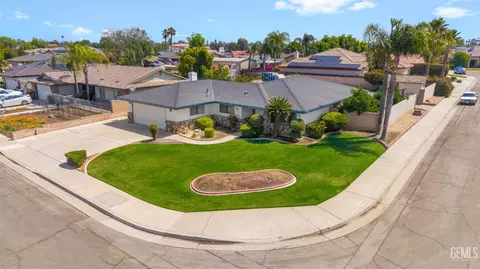 3100 Woodstown St, Bakersfield, CA 93312