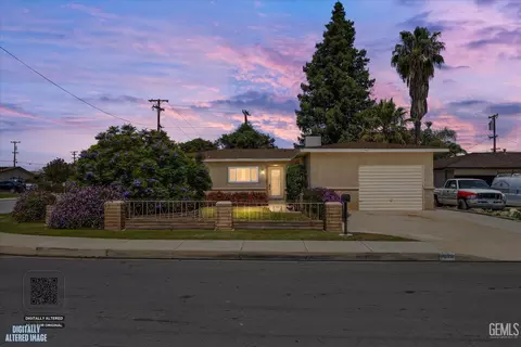 1020 Roberts Ln, Bakersfield, CA 93308