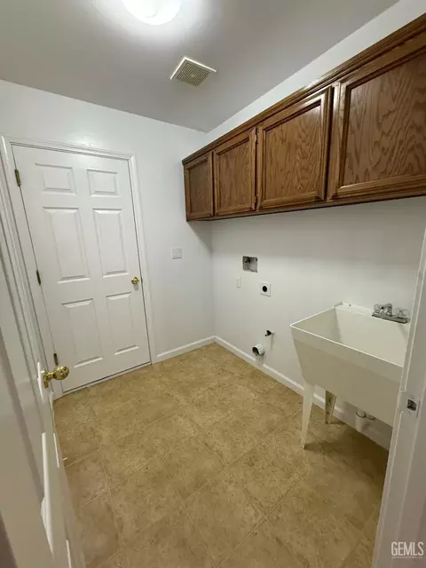 Other - 400 Mark Ave, Shafter, CA 93263 photo 2 of 3