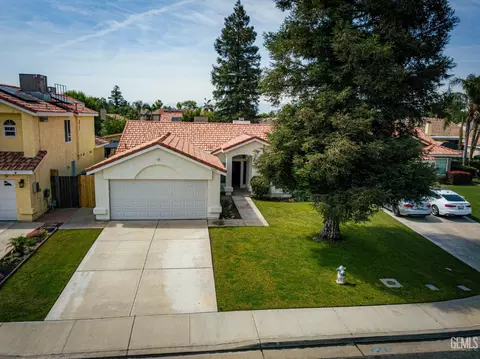 6401 Caracas Ct, Bakersfield, CA 93313
