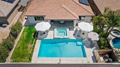Other - 227 Hammersmith Dr, Bakersfield, CA 93314 photo 8 of 9