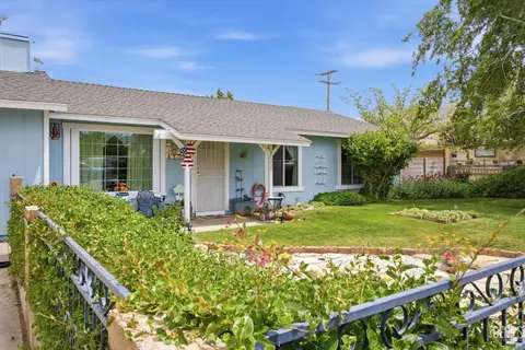 Exterior - 21230 Mission St, Tehachapi, CA 93561 photo 4 of 13