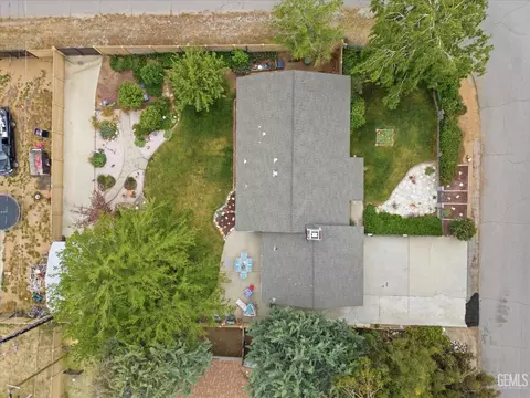 View/Area - 21230 Mission St, Tehachapi, CA 93561 photo 5 of 7