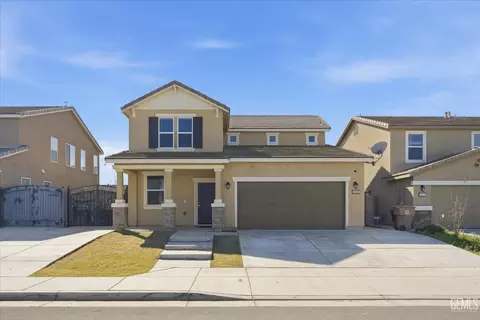 Exterior - 5809 Commonwealth Ave, Bakersfield, CA 93313 photo 2 of 8