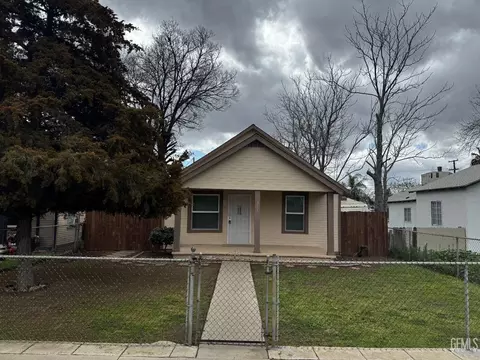 321 Lincoln Ave, Bakersfield, CA 93308