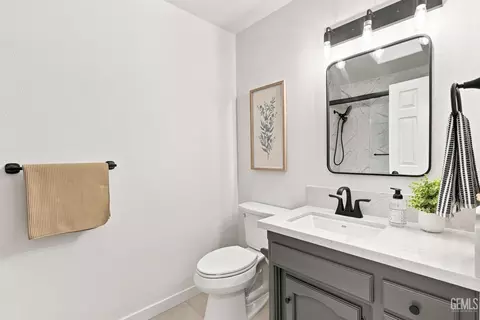 Bath - 4205 High Grv, Templeton, CA 93465 photo 8 of 8