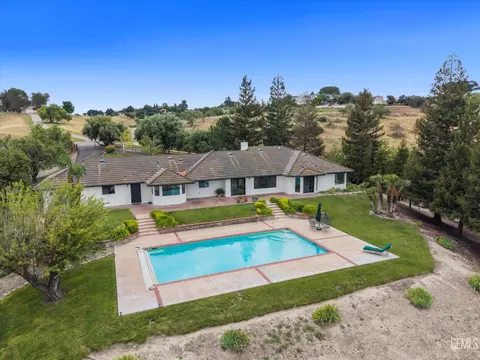 Exterior - 4205 High Grv, Templeton, CA 93465 photo 13 of 14