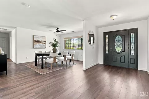 Entry Way - 4205 High Grv, Templeton, CA 93465 photo 2 of 5