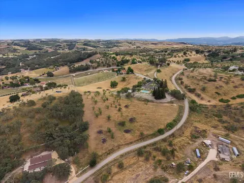 View/Area - 4205 High Grv, Templeton, CA 93465 photo 6 of 7