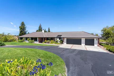 Exterior - 4205 High Grv, Templeton, CA 93465 photo 3 of 9