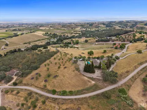 View/Area - 4205 High Grv, Templeton, CA 93465 photo 7 of 7
