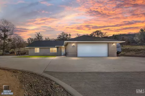 17820 Bold Venture Dr, Tehachapi, CA 93561