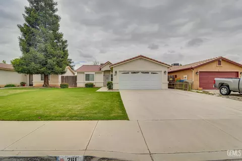 261 Tanner Michael Dr, Bakersfield, CA 93308