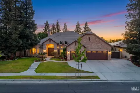 1905 Ordsall St, Bakersfield, CA 93311