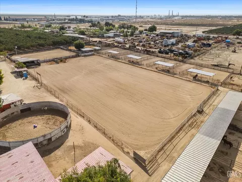 View/Area - 30751 Sharp Way, Shafter, CA 93263 photo 7 of 9