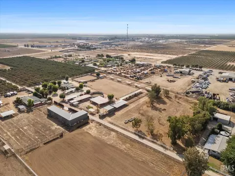 View/Area - 30751 Sharp Way, Shafter, CA 93263 photo 5 of 9