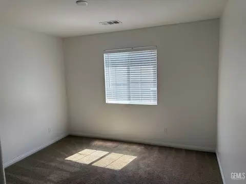 Bedroom - 5302 Twinkle Ln, Bakersfield, CA 93313 photo 3 of 3