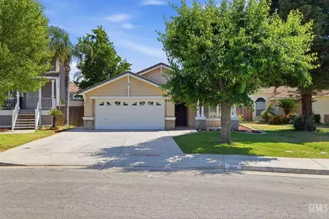 8319 Hemlock Ct, Bakersfield, CA 93311