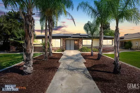 7916 Olive Dr, Bakersfield, CA 93308