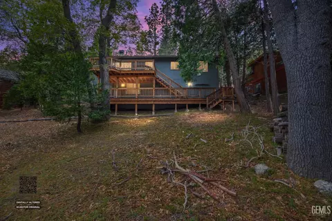 1518 Alta Sierra Rd, Wofford Heights, CA 93285